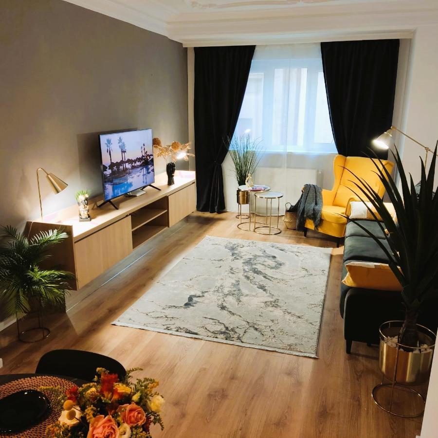 Historical Center By 4El Apartman Bukarest Kültér fotó
